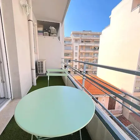 Joli Studio - Studio Neuf Terrasse Clim Wi-Fi 2 Min. Des Plages Antibes Exterior foto