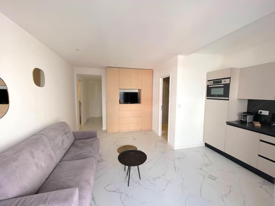 Joli - Neuf Terrasse Clim Wi-fi 2 Min. Des Plages Apartment